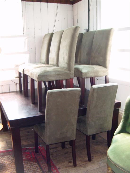 Dining table & 8 chairs